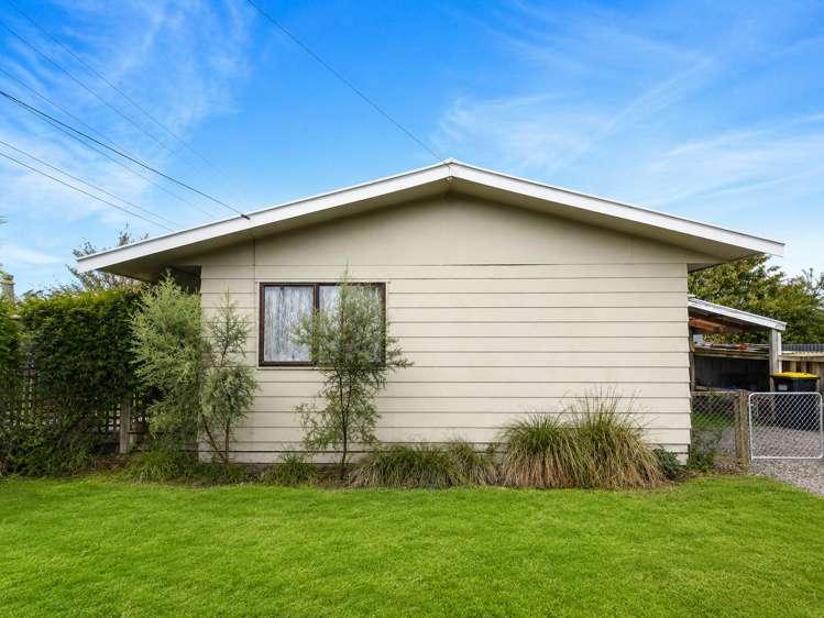 73 Roberts Road_0