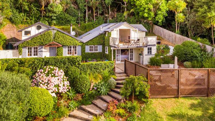 172 Motutara Road Muriwai_16