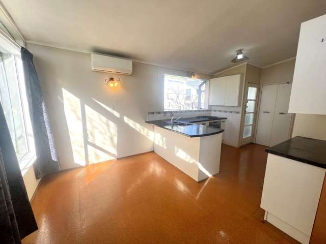 24 Caronia Crescent Lynfield_3