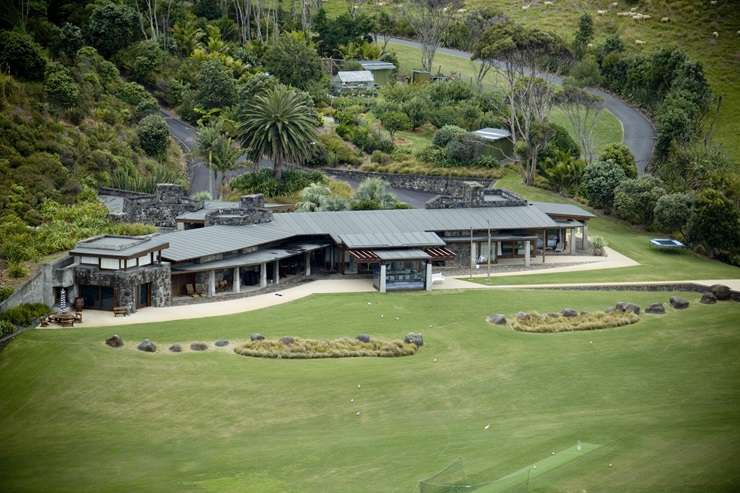 The former Hotchin mansion on Huriaro Place, in Orakei, Auckland. The trophy home's CV rose from $58m to more than $70m. Photo / Fiona Goodall