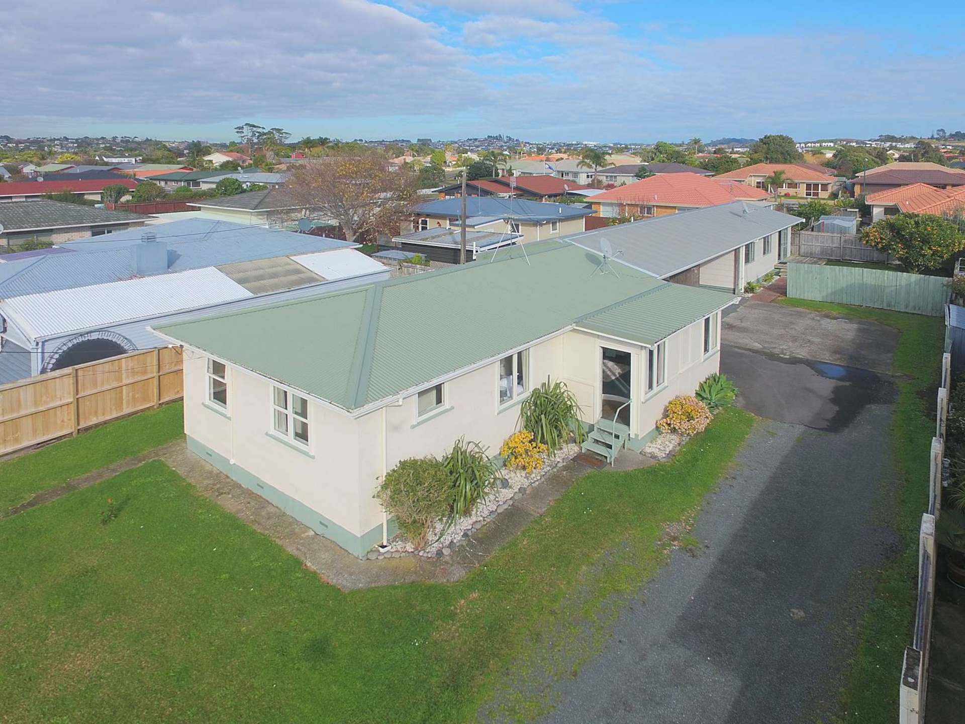 20 Hatton Road Orewa_0