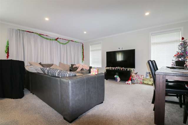 2/33 Maltby Avenue West End_4