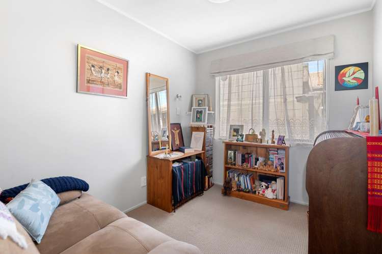 49a Robertson Street Glenholme_11