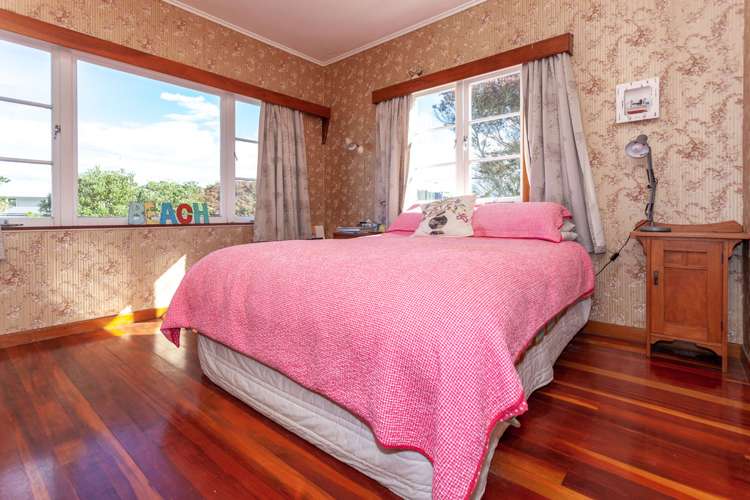 616a Ocean Road Whangamata_10