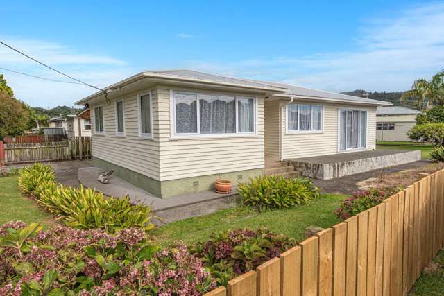 Double Glazed Starter Home - Close to CBD/Hospital