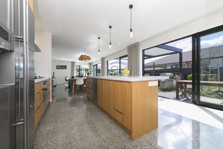 65 Pohutukawa Parade Riverhead_23