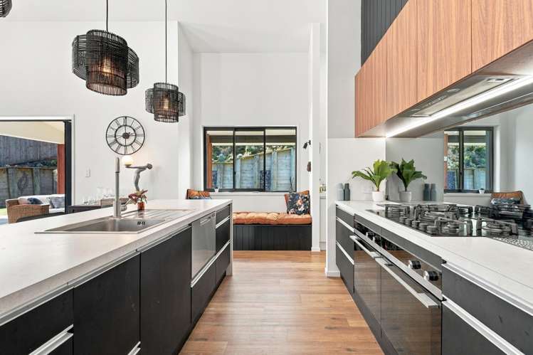 14a Montgomery Road Otamatea_6