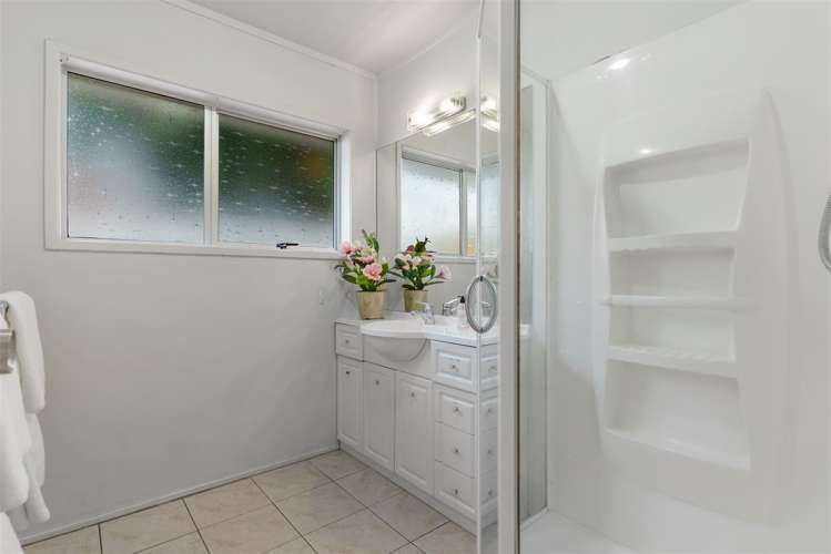 2/2 Quentin Avenue Epsom_8