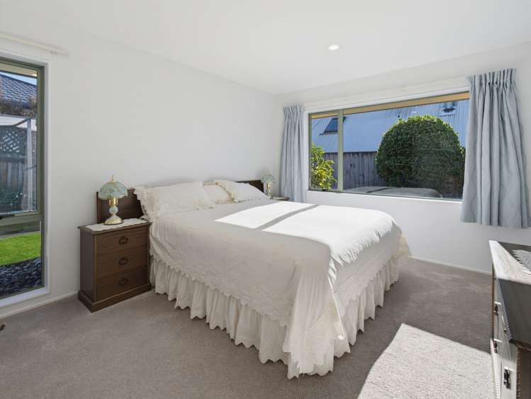 8 Idesia Grove Richmond_15