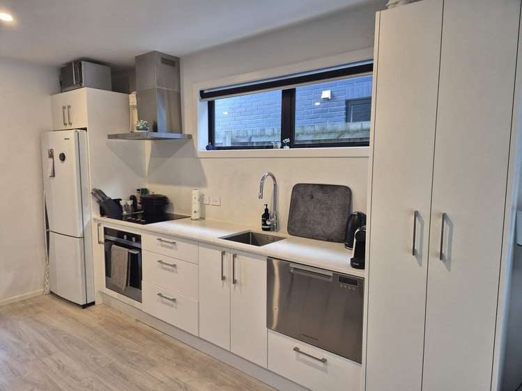 5/27 Price Crescent Mount Wellington_4