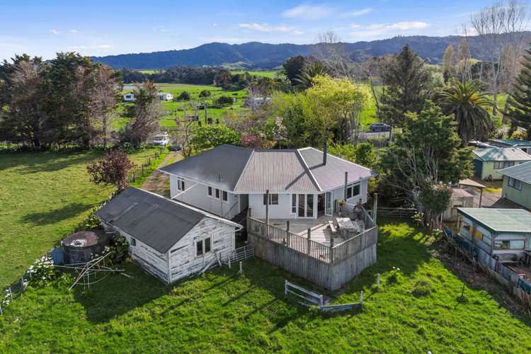 1620 East Coast Road Whakatiwai_7