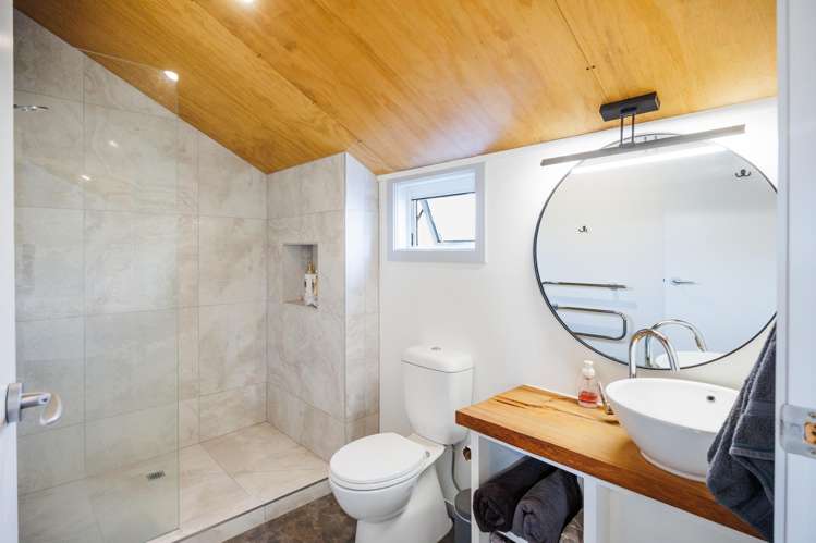 34 Highland View Drive Tokomaru_21