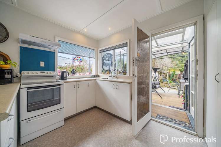 19 Gardiner Grove Wainuiomata_14