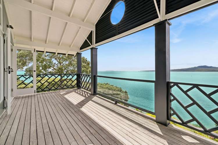 20 Hamana Street, Narrow Neck Devonport_16