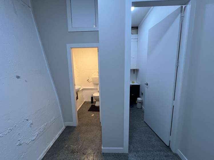 126 The Parade Island Bay_4