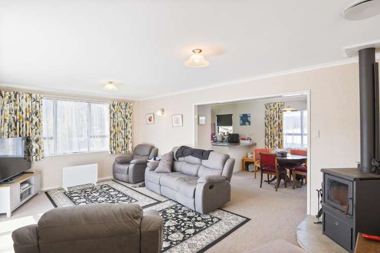 6 Westbrook Place Pomare_11