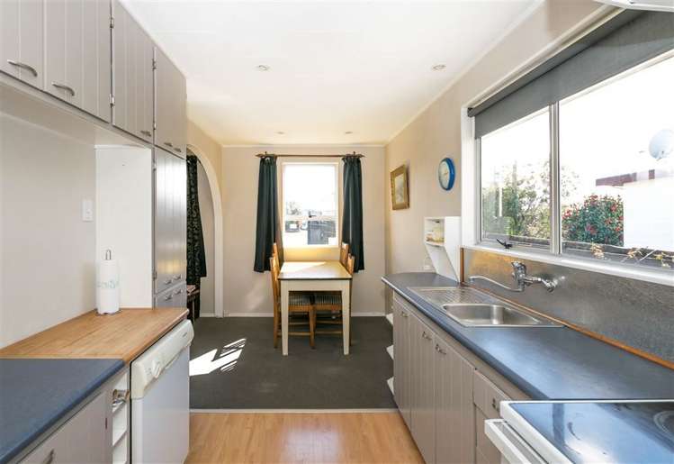 20 Rousehill Street Renwick_2