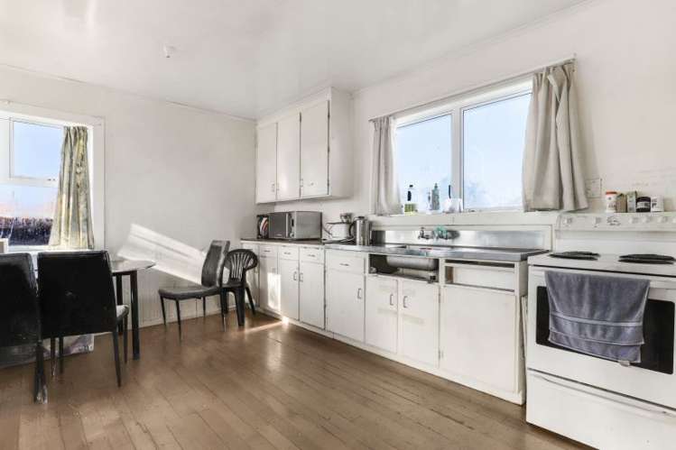 1/150 Russell Road Manurewa_2