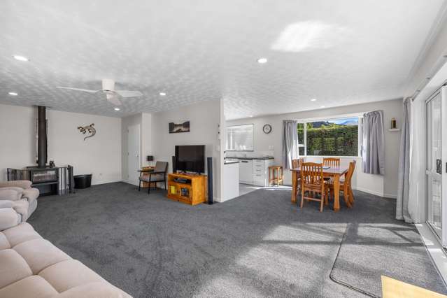 14 Wairau Road Albert Town_2