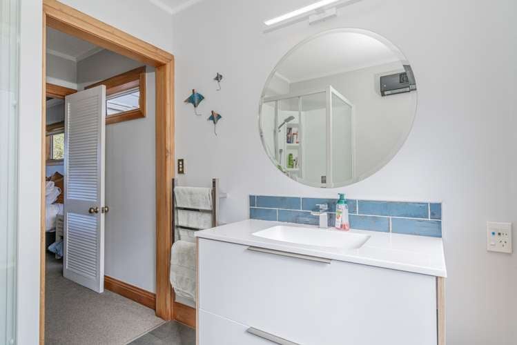 289 Main Road Tairua_24