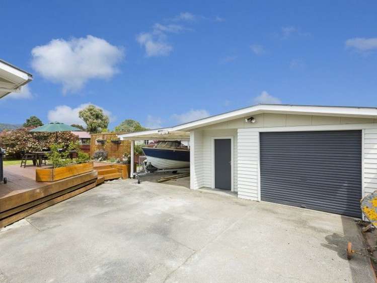 27 Longfellow Street Trentham_18