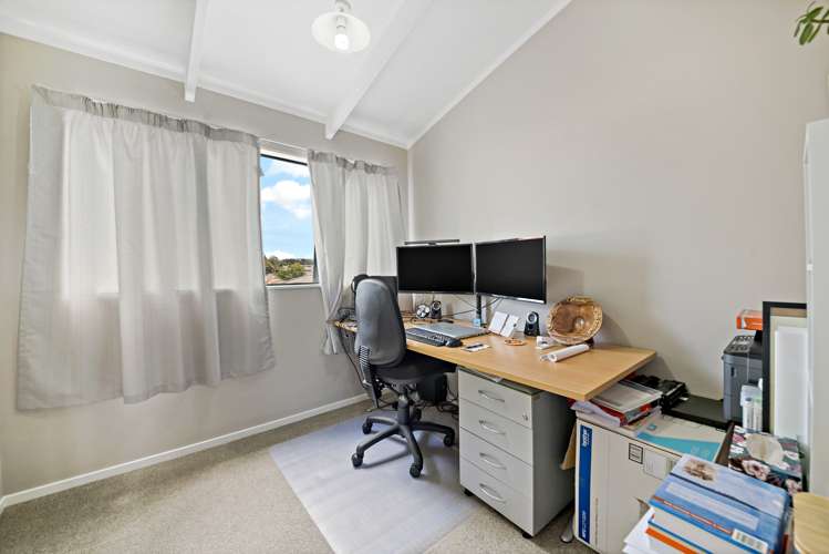 32 Busby Street Blockhouse Bay_11