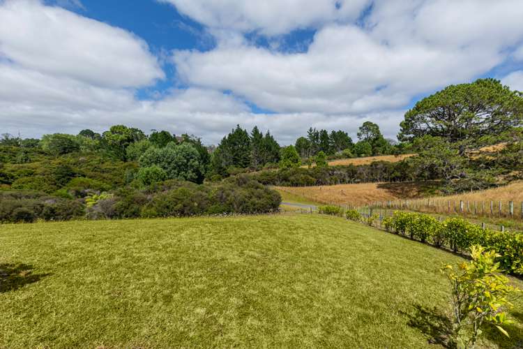 641a Ridge Road Riverhead_20