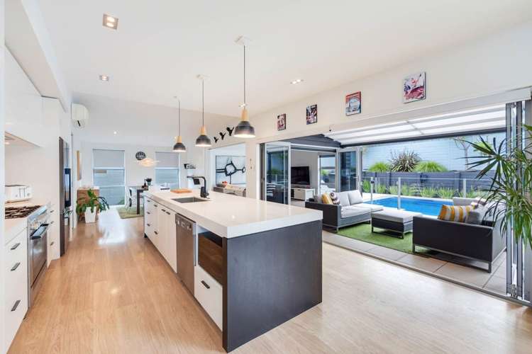 64 Lake Panorama Drive Henderson_9