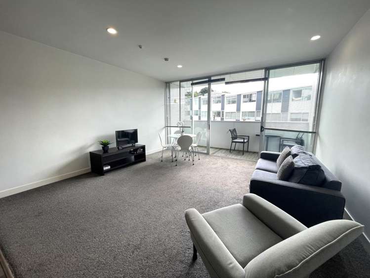 2a/10 Fisher-Point Drive Auckland Central_2