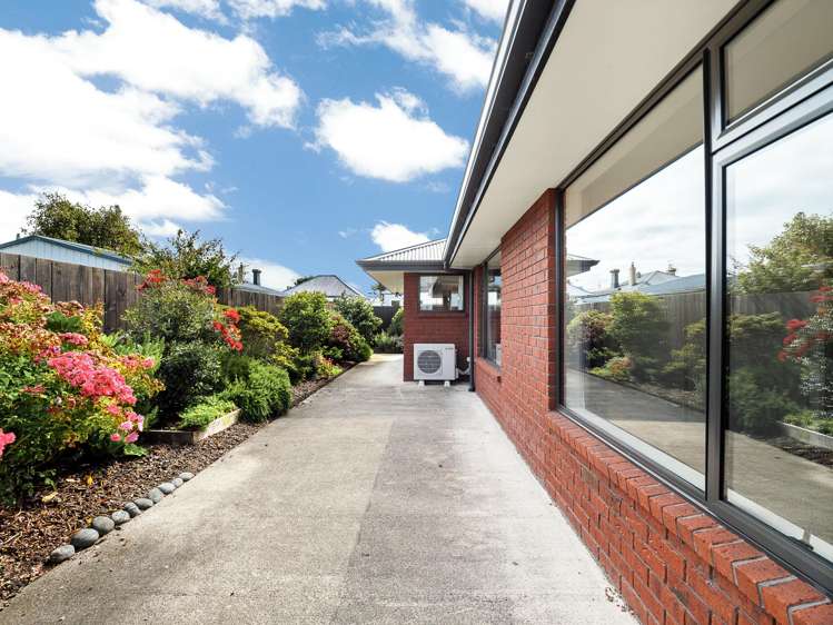 32a Baker Street Caversham_21