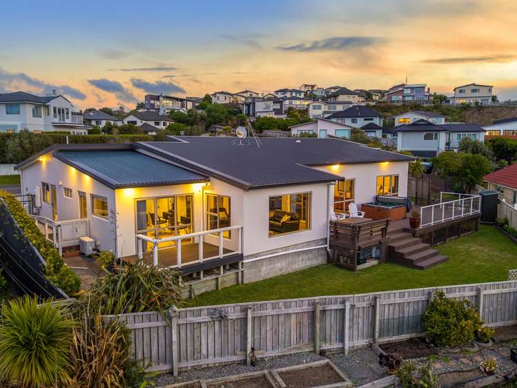 1 Greenstone Place Aotea_29