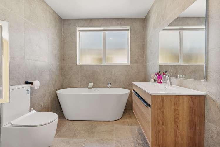 40 Kokowai Parade Hobsonville_13