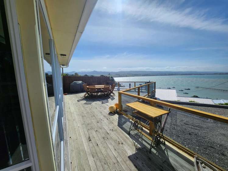 1 and 5 Wilson Street Moeraki_3