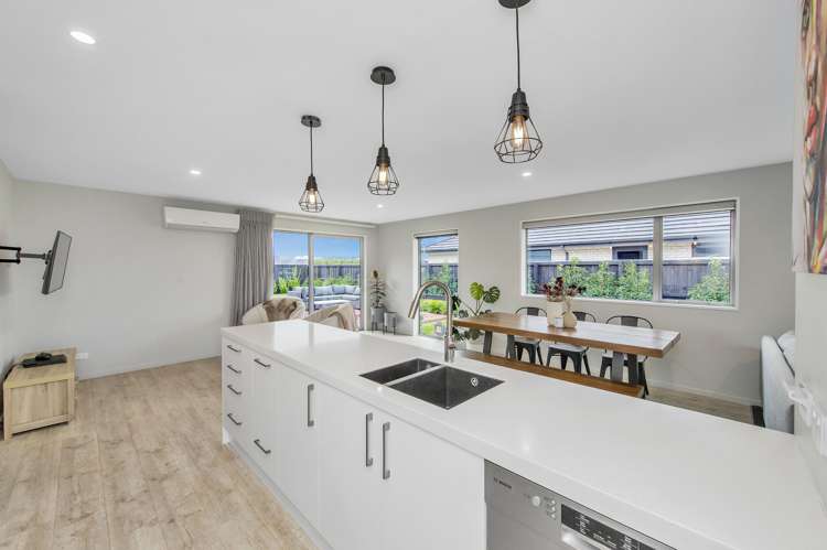 24 Jean Archie Drive Rolleston_5