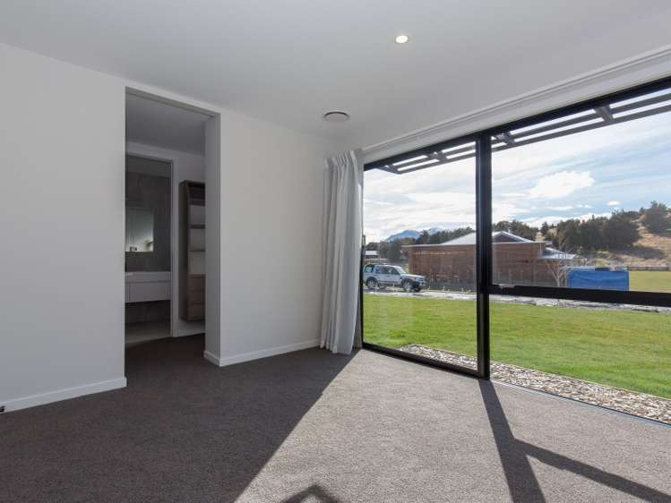 84 Infinity Drive Wanaka_6