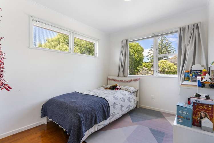 8 Aplin Place Birkdale_13