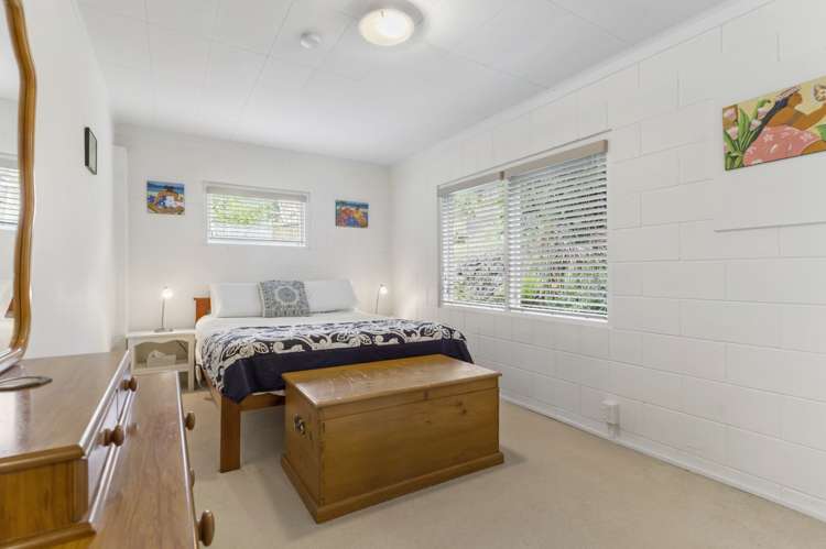 17 Kawaka Street Titirangi_11