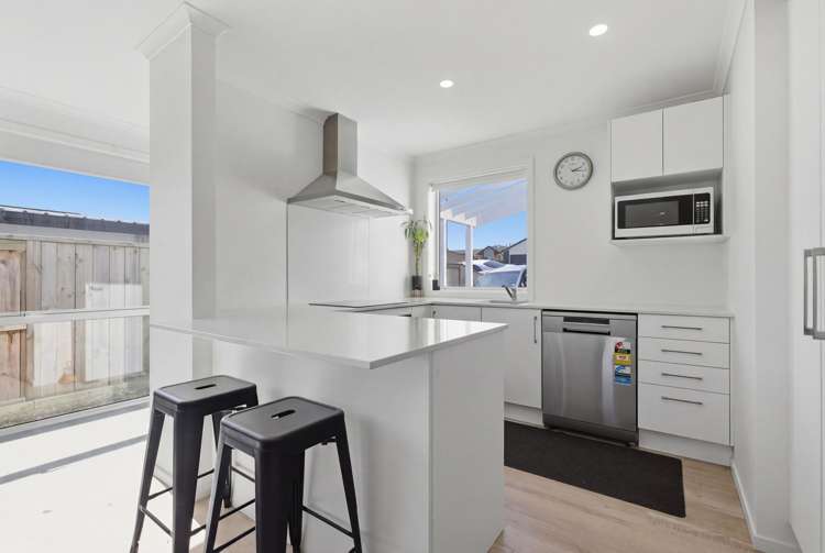 50A Puhirake Crescent Pyes Pa_3