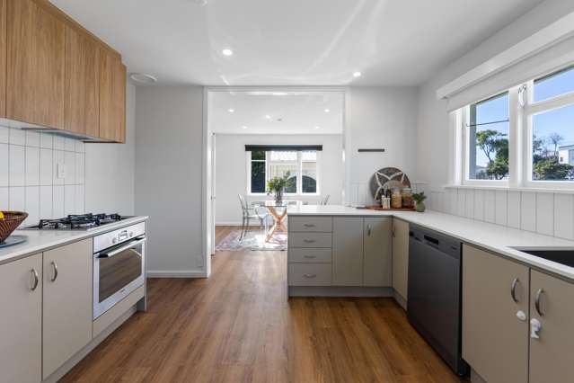 1/303 Burwood Road Burwood_2