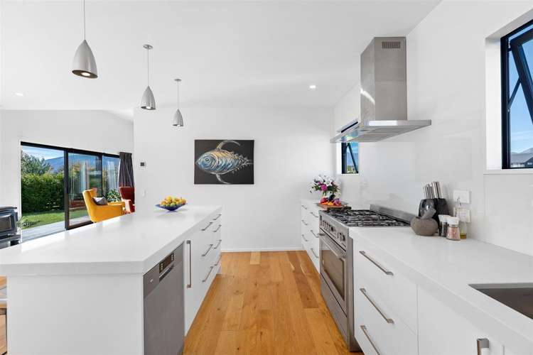 18 Centre Crescent Wanaka_6