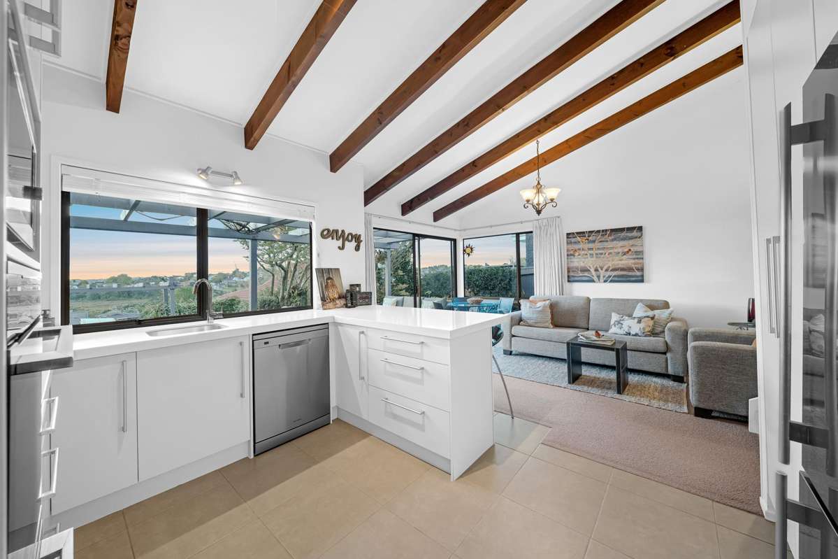 14 Majesty Place_5