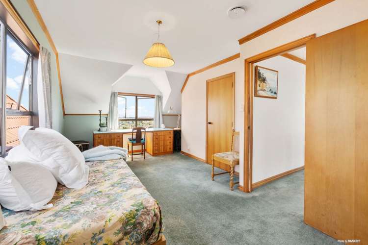 80 Highland Park Drive Highland Park_19