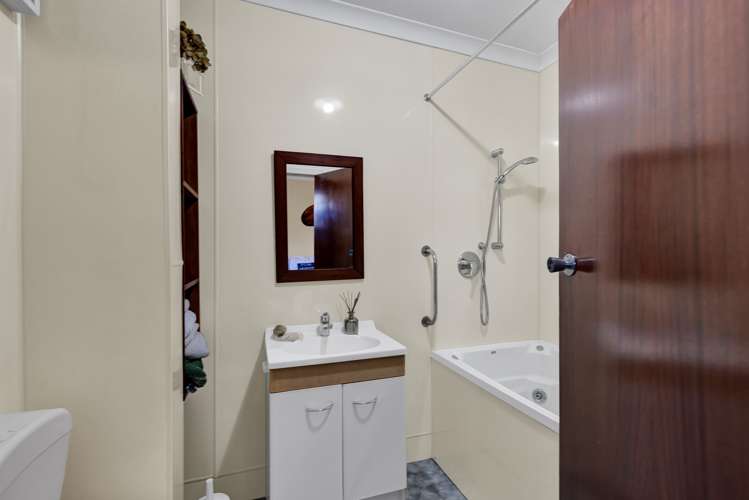 1/30 Aubrey Street New Plymouth Central_15