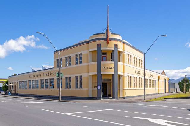 Iconic Art Deco - Central CBD Masterton