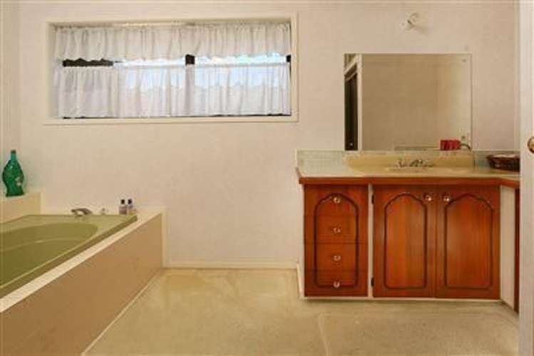 12 Rhinevale Close Henderson_9