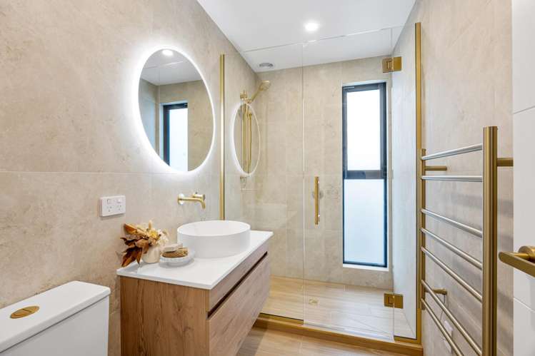 1/100 Innes Road Saint Albans_7