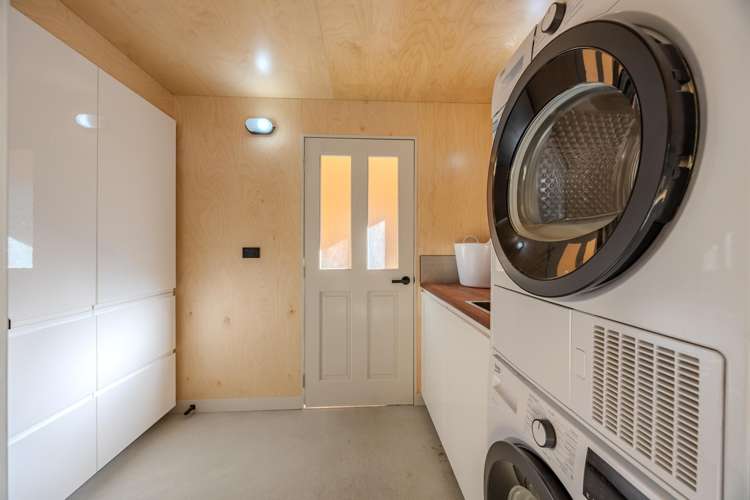 b/19 Monteith Road Wanaka_6