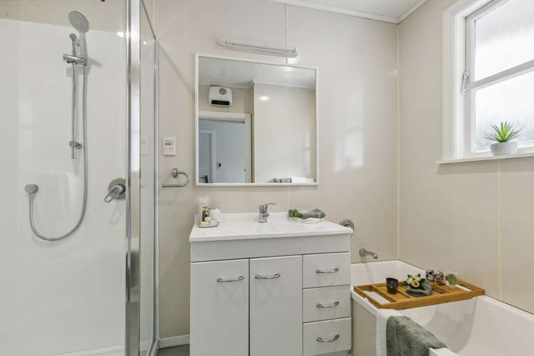 73 Taylor Terrace Tawa_10