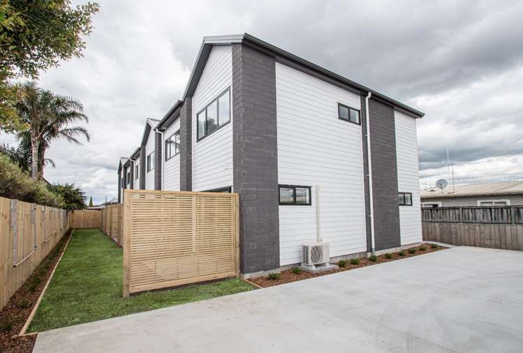 8/17 Lyon Street 1067_14