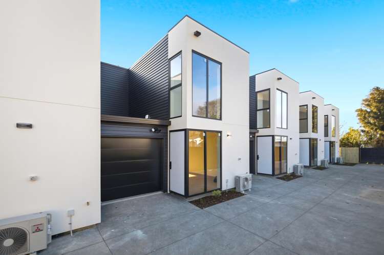 2-31 Halliwell Avenue_0